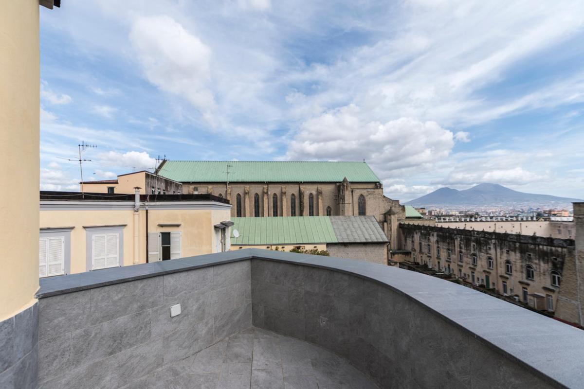 Residenza Trinità Maggiore Nápoles Exterior foto